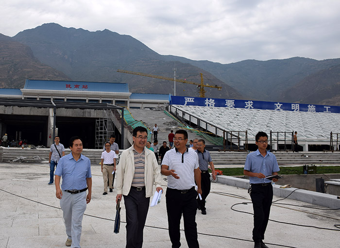 省、市聯(lián)合工作組蒞臨階州廣場檢查指導工作