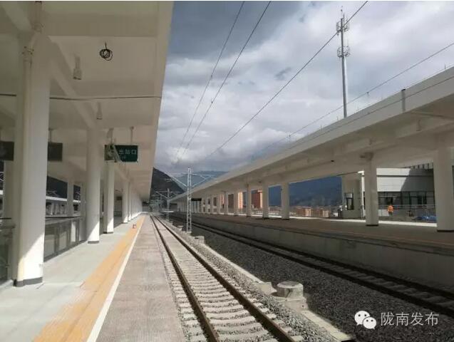 蘭渝鐵路最新進(jìn)展！除胡麻嶺隧道外已全線鋪通