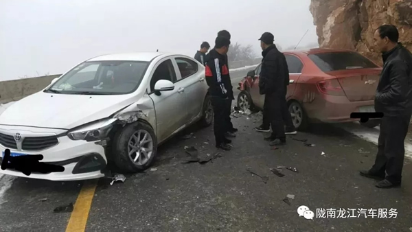 金錘鈑金，銀槍噴漆！龍江汽修值得信賴(lài)！