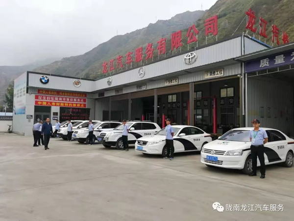 金錘鈑金，銀槍噴漆！龍江汽修值得信賴！