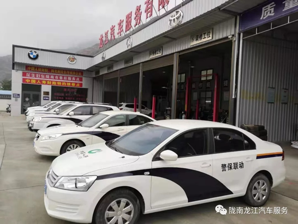 金錘鈑金，銀槍噴漆！龍江汽修值得信賴！