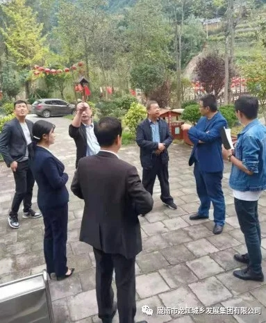 市龍江集團安全領(lǐng)導(dǎo)小組國慶前進行安全生產(chǎn)大檢查