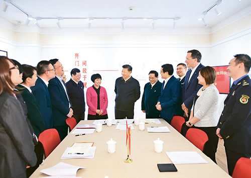 習近平：堅持、完善和發(fā)展中國特色社會主義國家制度 與法律制度