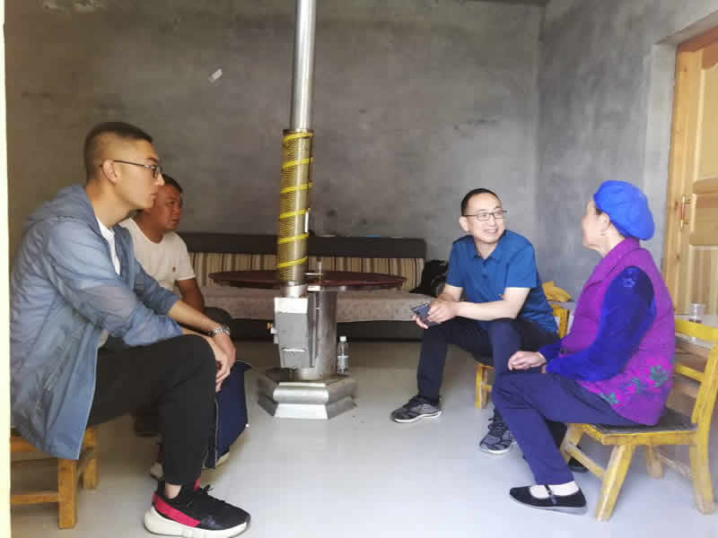 “感黨恩、憶黨史”，--市龍江城鄉(xiāng)發(fā)展集團(tuán)公司開展慶祝建黨99周年主題黨日活動(dòng)